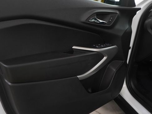 Used 2024 Chevrolet Trax LS image 23