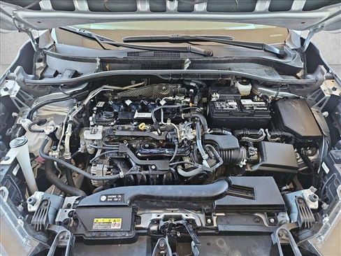 Used 2024 Toyota Corolla Cross L FWD image 28