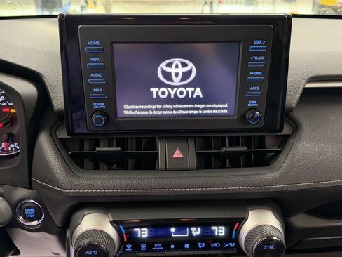 Used 2019 Toyota RAV4 XLE image 17