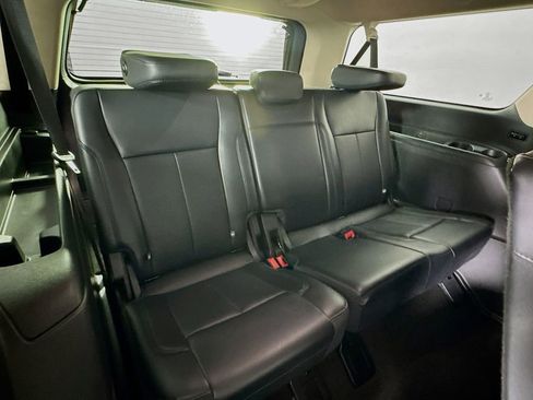 Used 2024 Ford Expedition Max XLT image 31