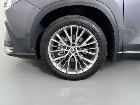 Certified 2025 Lexus NX 350h AWD w/ Accessory Package (2T) image 32