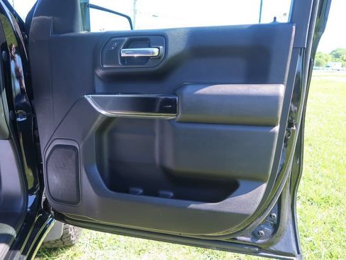 Used 2021 Chevrolet Silverado 1500 Custom Trail Boss w/ Midnight Edition AWD/4WD image 20