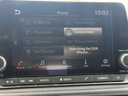 Used 2024 Nissan Rogue SV FWD image 26