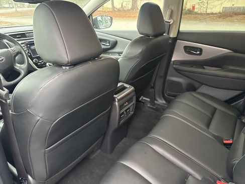 Used 2024 Nissan Murano SV image 23