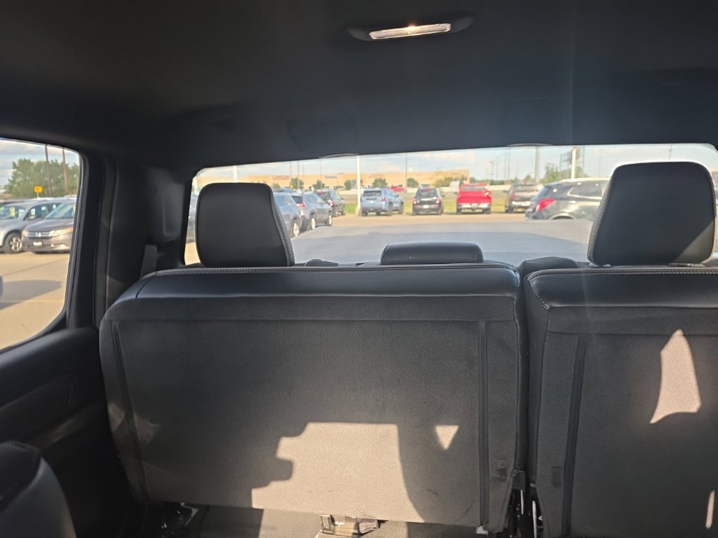 Used 2023 RAM 1500 Laramie AWD/4WD image 11