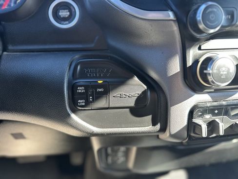 Used 2022 RAM 2500 Big Horn image 28