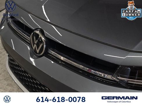 Used 2025 Volkswagen Jetta SE w/ Sunroof Package FWD image 13
