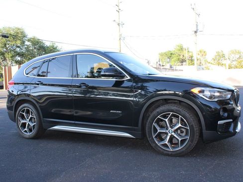 Used 2018 BMW X1 xDrive28i AWD/4WD image 14