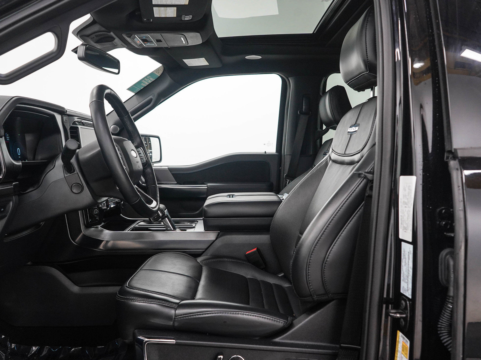 Used 2024 Ford F150 Platinum AWD/4WD image 24