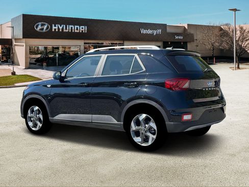 New 2026 Hyundai Venue SEL image 4