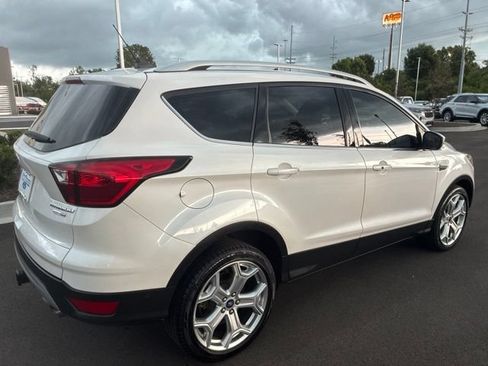 Used 2019 Ford Escape Titanium w/ U9j03 - Titanium Tow Package AWD/4WD image 8