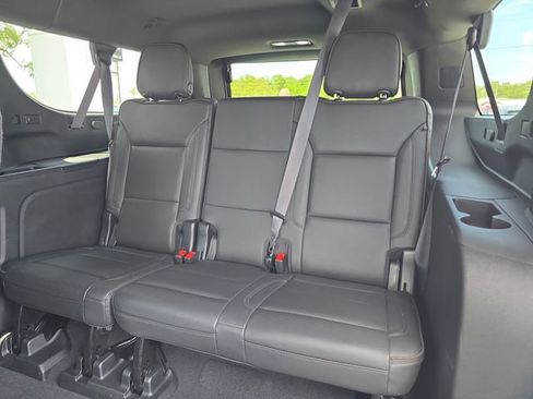Certified 2021 Chevrolet Suburban High Country w/ Premium Package AWD/4WD image 16