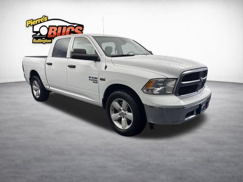 Used 2023 RAM 1500 Classic SLT AWD/4WD image 7