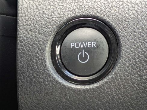 Used 2025 Toyota Camry LE FWD image 34
