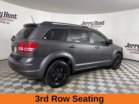 Used 2020 Dodge Journey SE w/ SE Popular Equipment Group image 6