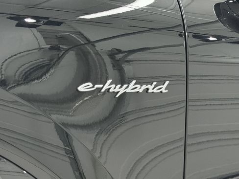 Certified 2026 Porsche Cayenne S AWD/4WD image 20