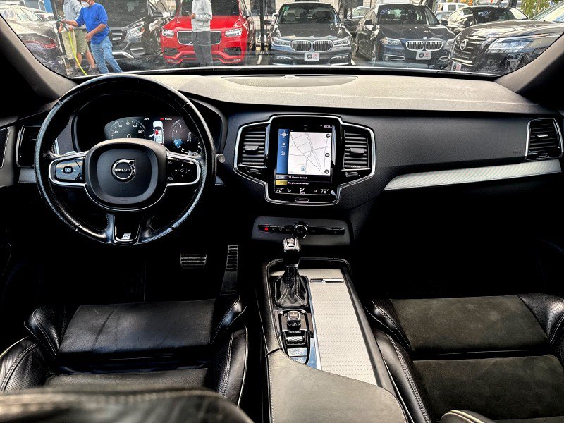 Used 2016 Volvo XC90 T6 R-Design w/ Vision Package AWD/4WD image 17
