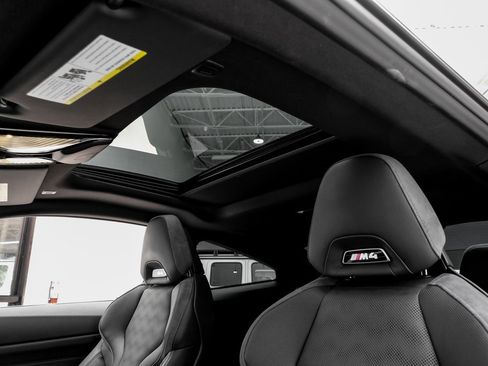 Used 2024 BMW M4 Coupe w/ Executive Package image 7