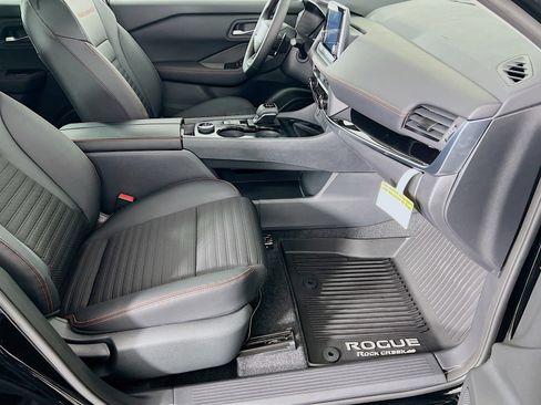 New 2026 Nissan Rogue SV AWD/4WD image 22