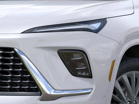 New 2025 Buick Enclave Avenir w/ Super Cruise Package image 10