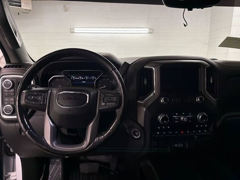 Used 2022 GMC Sierra 2500 Denali w/ Denali Ultimate Package image 9