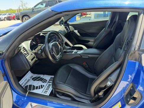 Used 2019 Chevrolet Corvette Stingray Coupe w/ Battery Protection Package RWD image 14