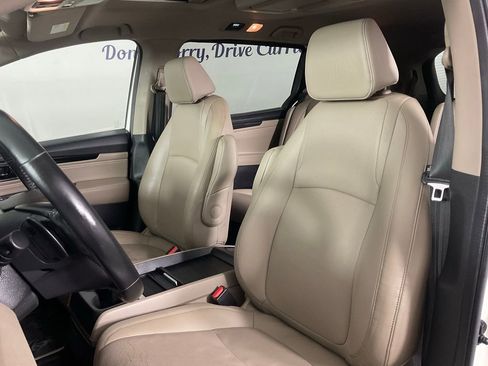 Used 2019 Honda Odyssey Elite image 14