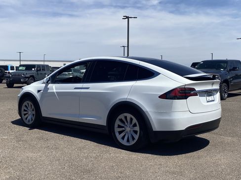Used 2020 Tesla Model X Long Range AWD/4WD image 4