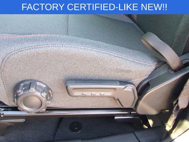 Certified 2025 Jeep Gladiator Rubicon w/ Convenience Group AWD/4WD image 15