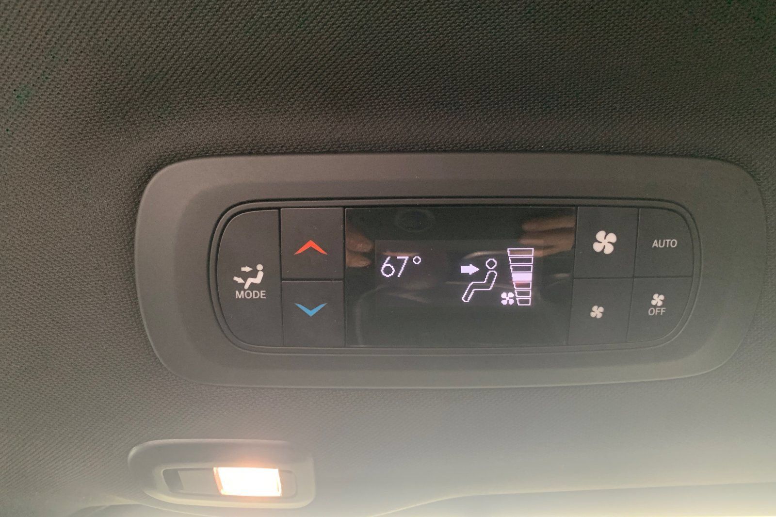 Used 2025 Chrysler Pacifica Limited FWD image 37