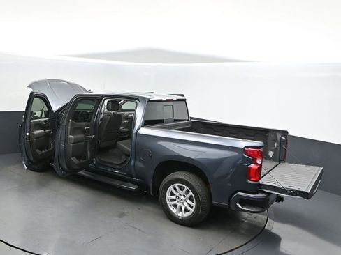 Used 2022 Chevrolet Silverado 1500 RST image 2