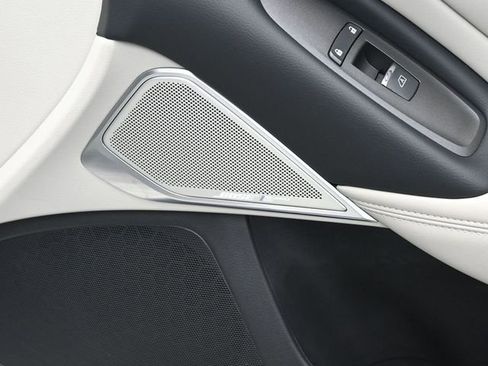 Used 2023 INFINITI Q50 Luxe w/ Cargo Package image 35