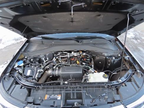 Used 2022 Ford Explorer XLT image 10