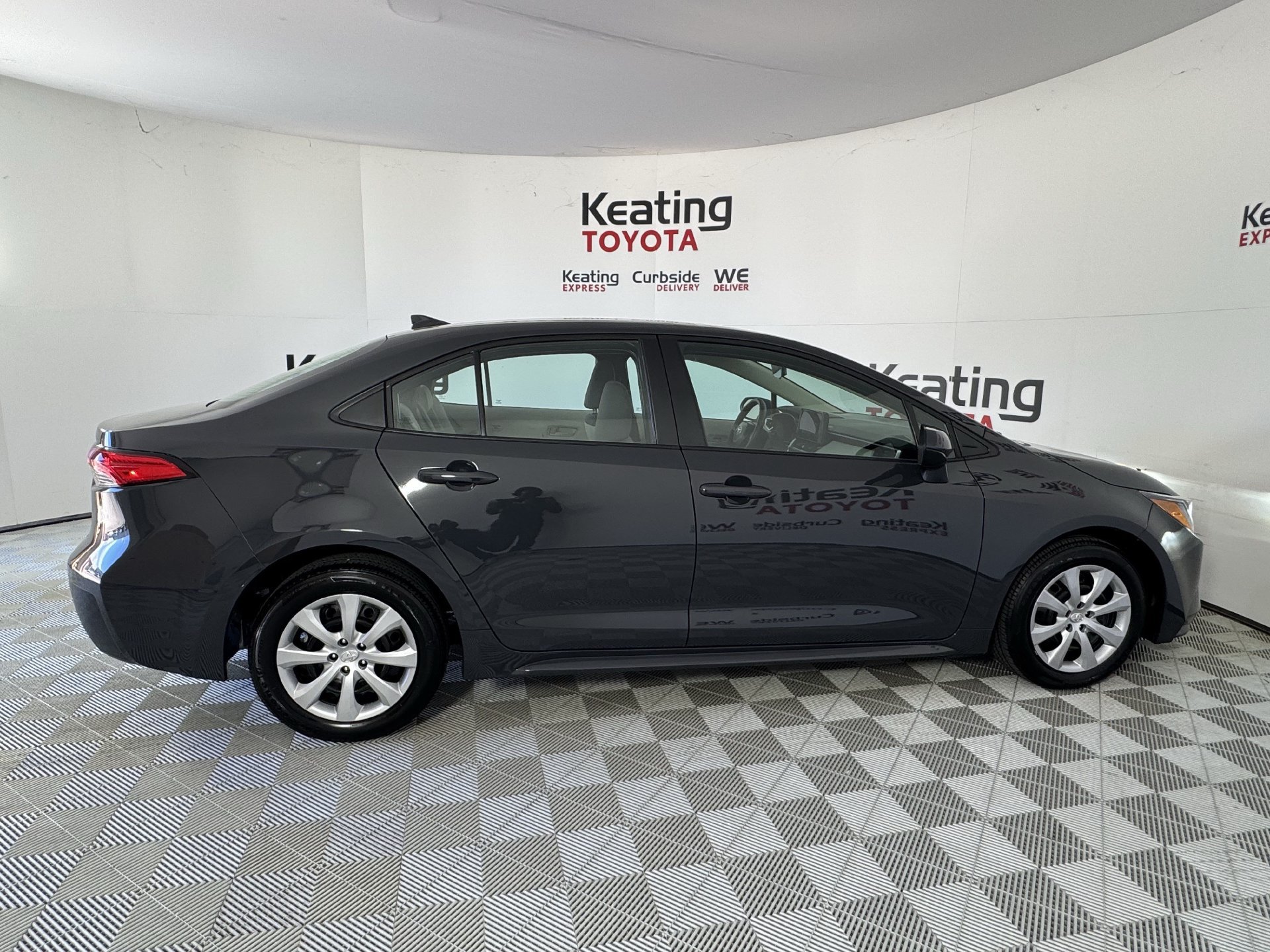 Certified 2026 Toyota Corolla LE FWD image 5