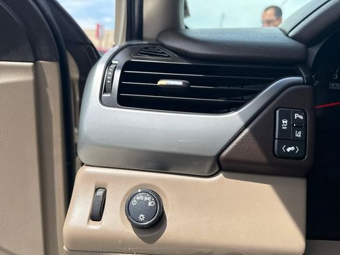 Used 2015 Chevrolet Tahoe LT RWD image 26