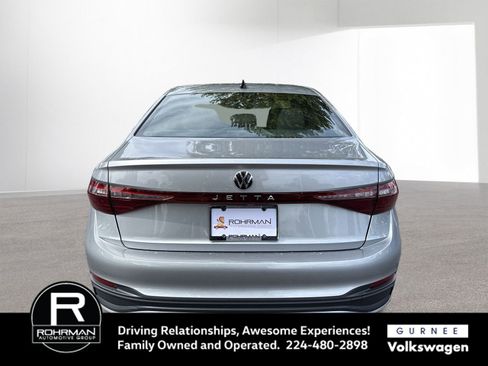 New 2025 Volkswagen Jetta Sport image 9