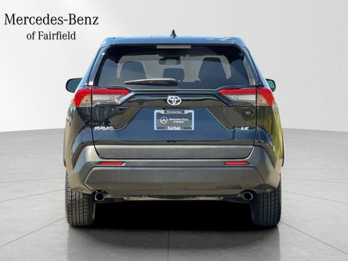 Used 2024 Toyota RAV4 LE FWD image 7