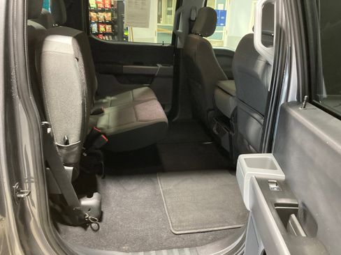 Used 2023 Ford F150 XLT image 9