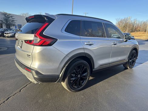 Used 2024 Honda CR-V Sport Touring image 4