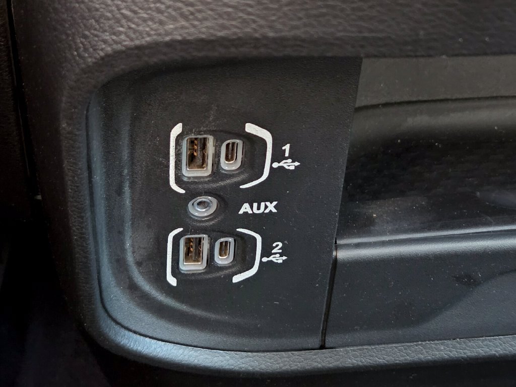 Used 2024 RAM 2500 Laramie w/ Safety Group AWD/4WD image 32