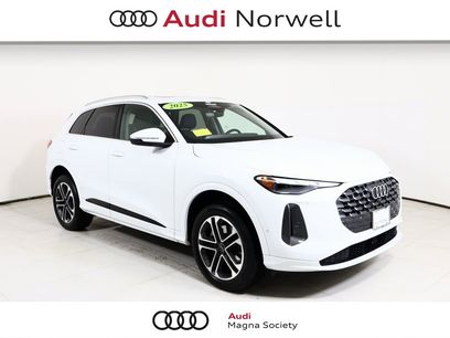 Used 2025 Audi Q5 Premium w/ Convenience Package