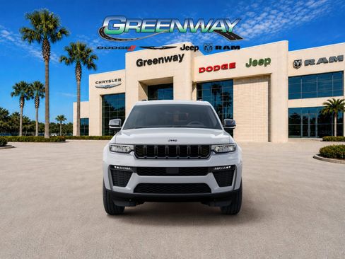 New 2026 Jeep Grand Cherokee L Limited w/ Limited Altitude Package RWD image 6