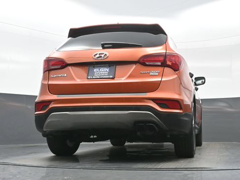 Used 2018 Hyundai Santa Fe Sport image 28