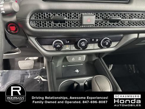 Used 2026 Honda HR-V LX image 9