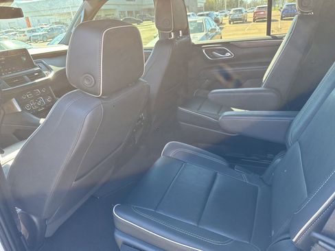 Used 2023 Chevrolet Tahoe Premier image 10