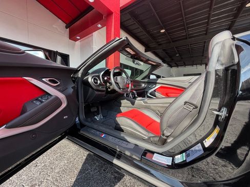 Used 2022 Chevrolet Camaro SS RWD image 36
