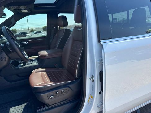 Used 2026 GMC Sierra 1500 Denali Ultimate AWD/4WD image 13