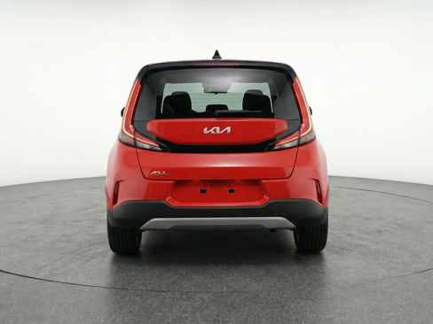 Used 2025 Kia Soul LX w/ LX Technology Package image 7