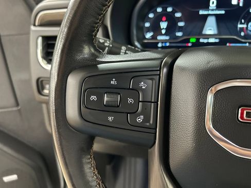 Used 2023 GMC Yukon XL AT4 w/ AT4 Premium Package AWD/4WD image 18