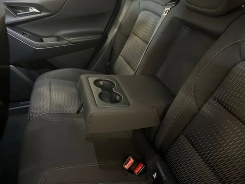Used 2025 Chevrolet Equinox LT AWD/4WD image 22
